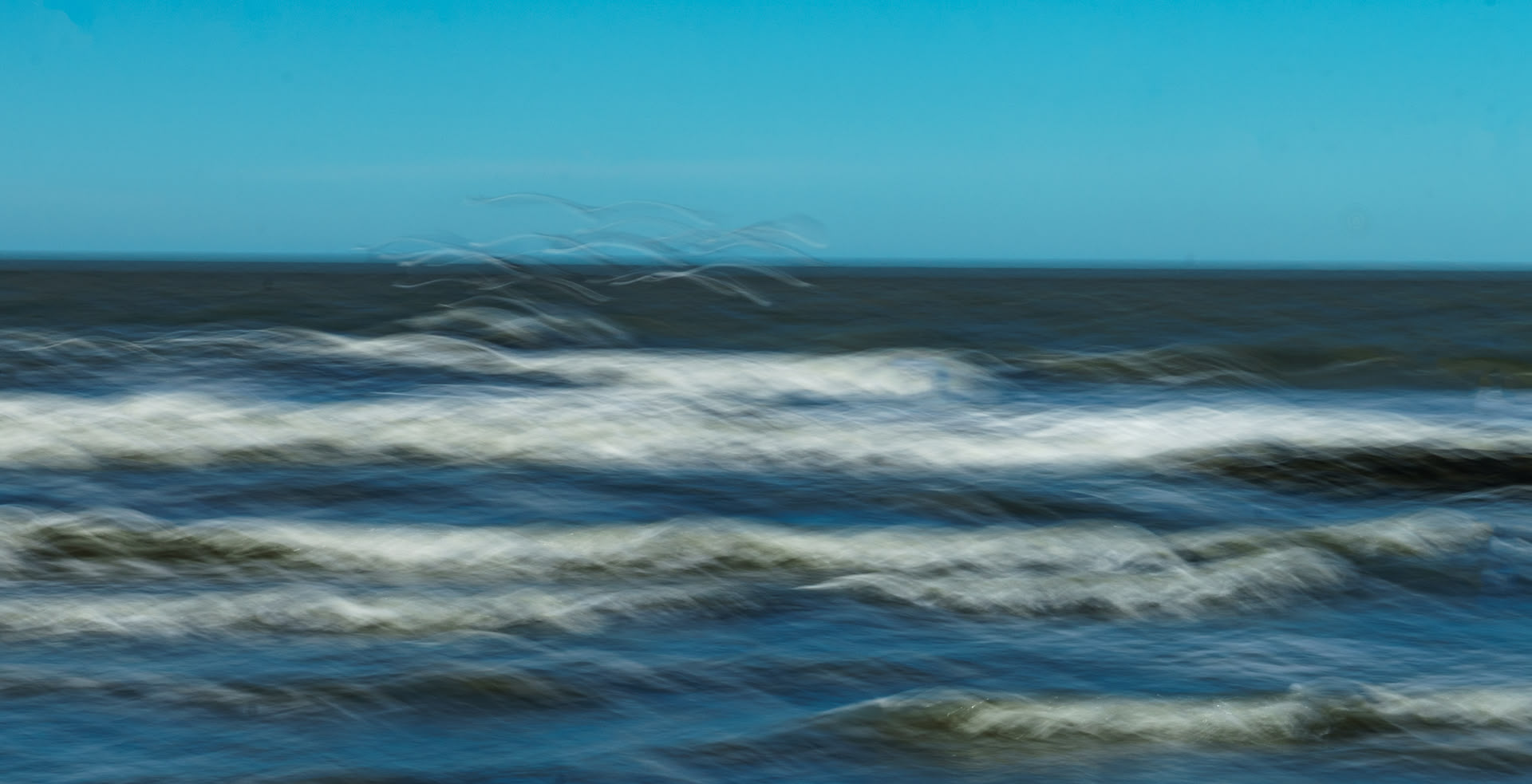 Ein abstraktes Foto vom Meer